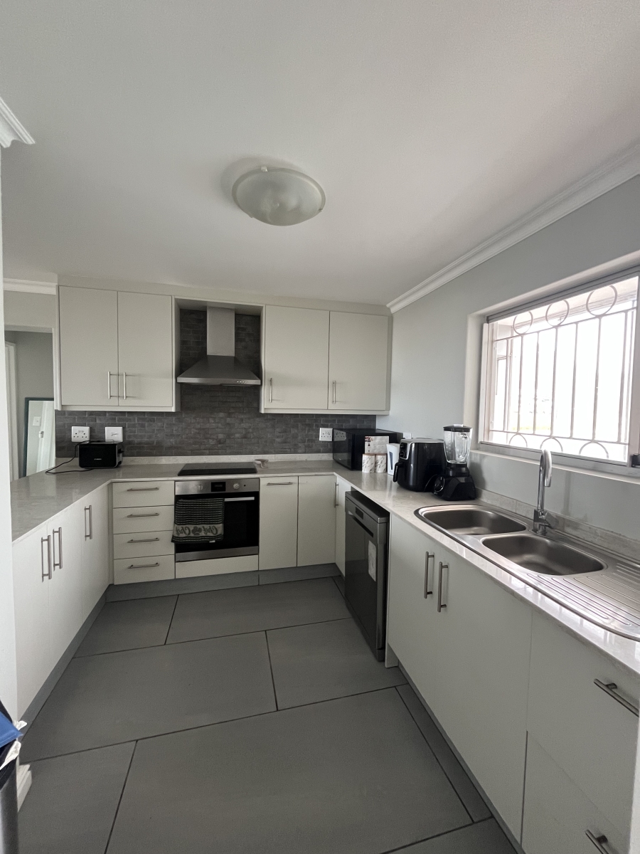 3 Bedroom Property for Sale in Muizenberg Western Cape